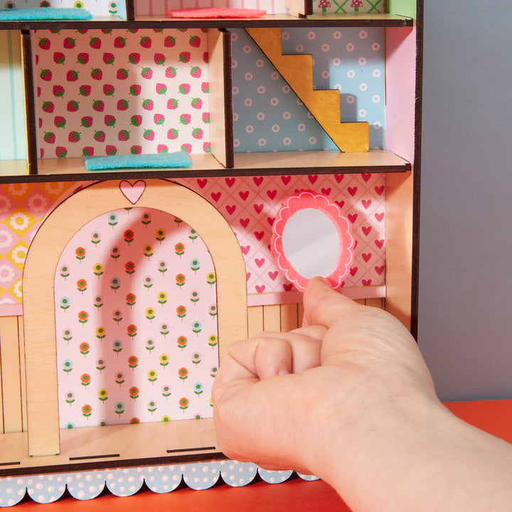 DIY Wooden Curio Cottage